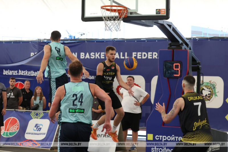 "Шахтер" и "Прыгажунi" стали чемпионами Беларуси по баскетболу 3х3