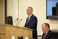 Домушники украли у отдыхавшей за границей екатеринбурженки люксовые украшения
