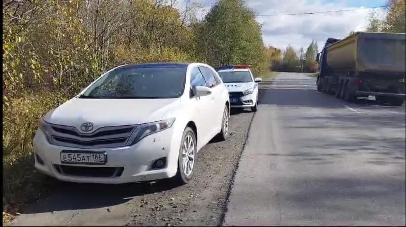 Сильно пьяную водительницу «сняли с руля» благодаря звонку гражданина на Урале