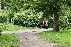Труп мужчины нашли в парке в центре Екатеринбурга