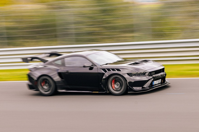 Ford Mustang GTD оказался самым быстрым «американцем»