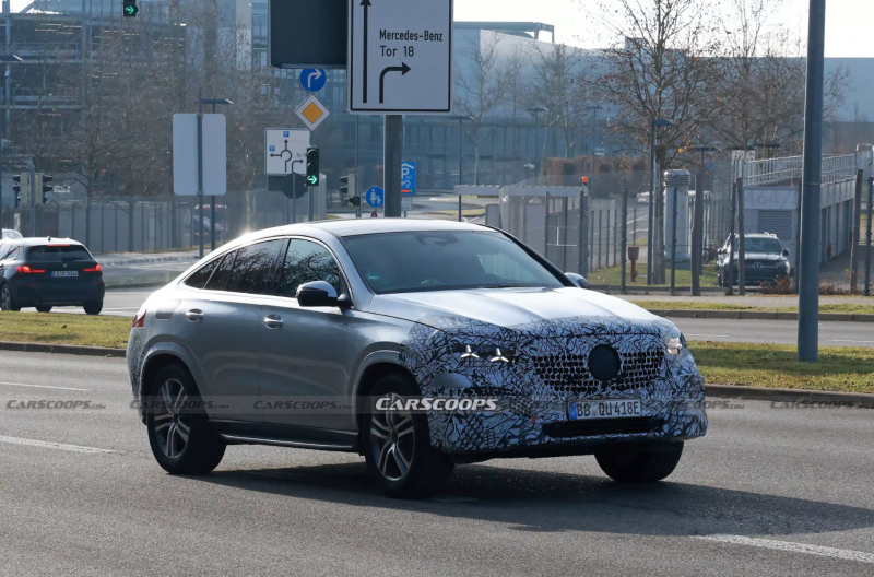 Обновленный Mercedes-Benz GLE получит оптику с трехлучевыми звездами