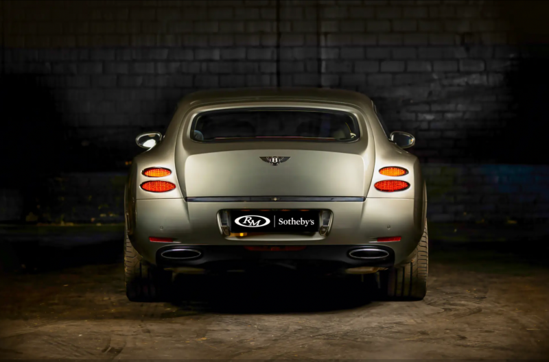 Трехдверный универсал Bentley выставили на аукцион